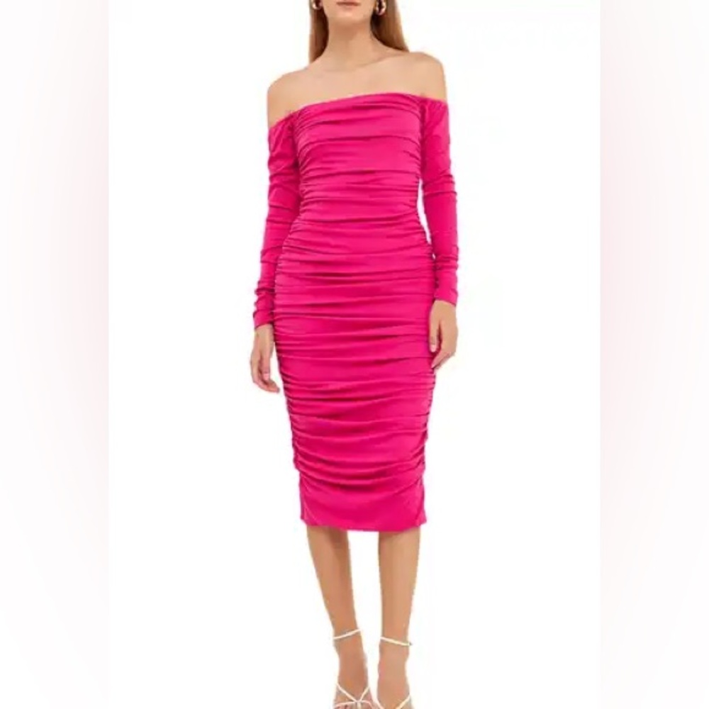 🍒BUNDLE 2 ITEMS FOR $8✨
FINAL SALE
🌸AMTIOUS off shoulder ruched hot pink dress